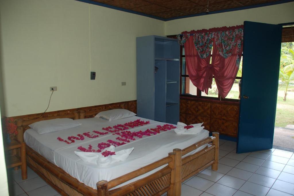 Kalipayan Beach Resort & Atlantis Dive Center Panglao Habitación foto